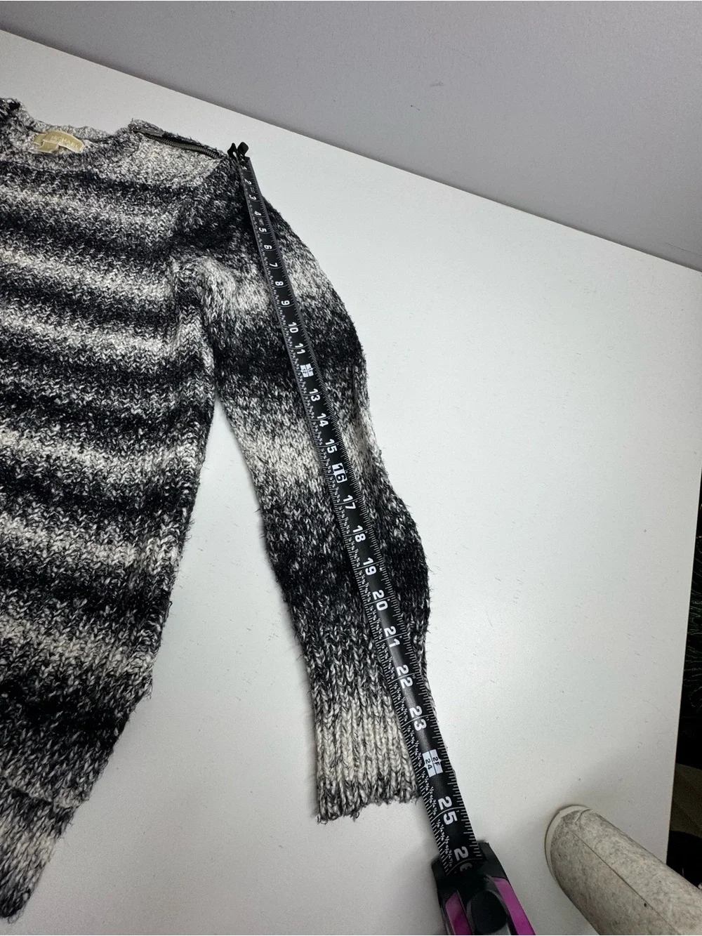 Michael Michael Kors Marled Stripe Zip-Shoulder Knit Sweater – Women’s Large